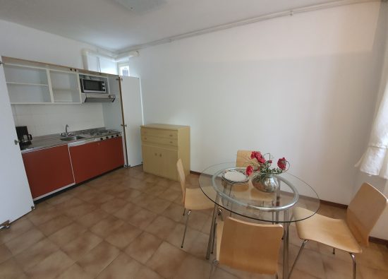 bilocale-per-5-persone-residence-geranio-10_1