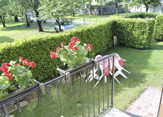 monolocale-giardino-barbecue-griglia-lago-como-08