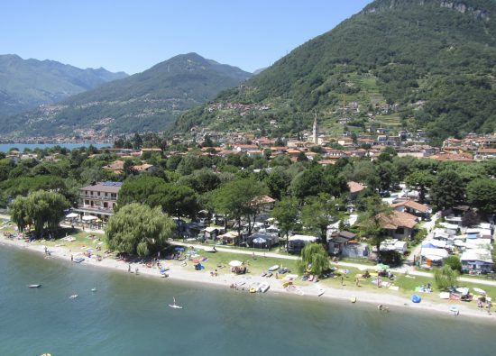 spiaggia-appartamento-vacanza-lago-como-01