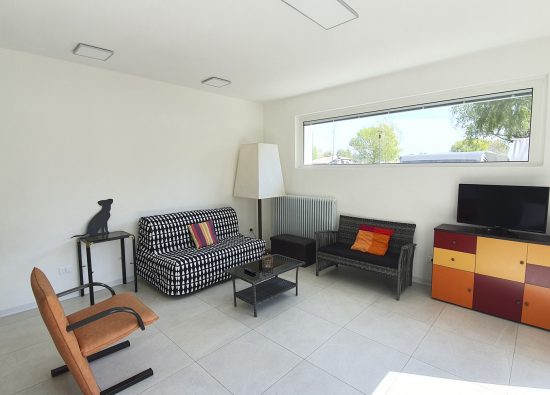 Two-bedrooms-apartment-garden-residence-geranio